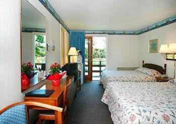 Green Harbor Resort East Falmouth Exteriör bild
